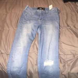 Hollister skinny ripped jeans